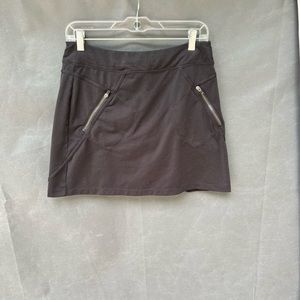 Athleta Skort Size Medium Shorts underneath